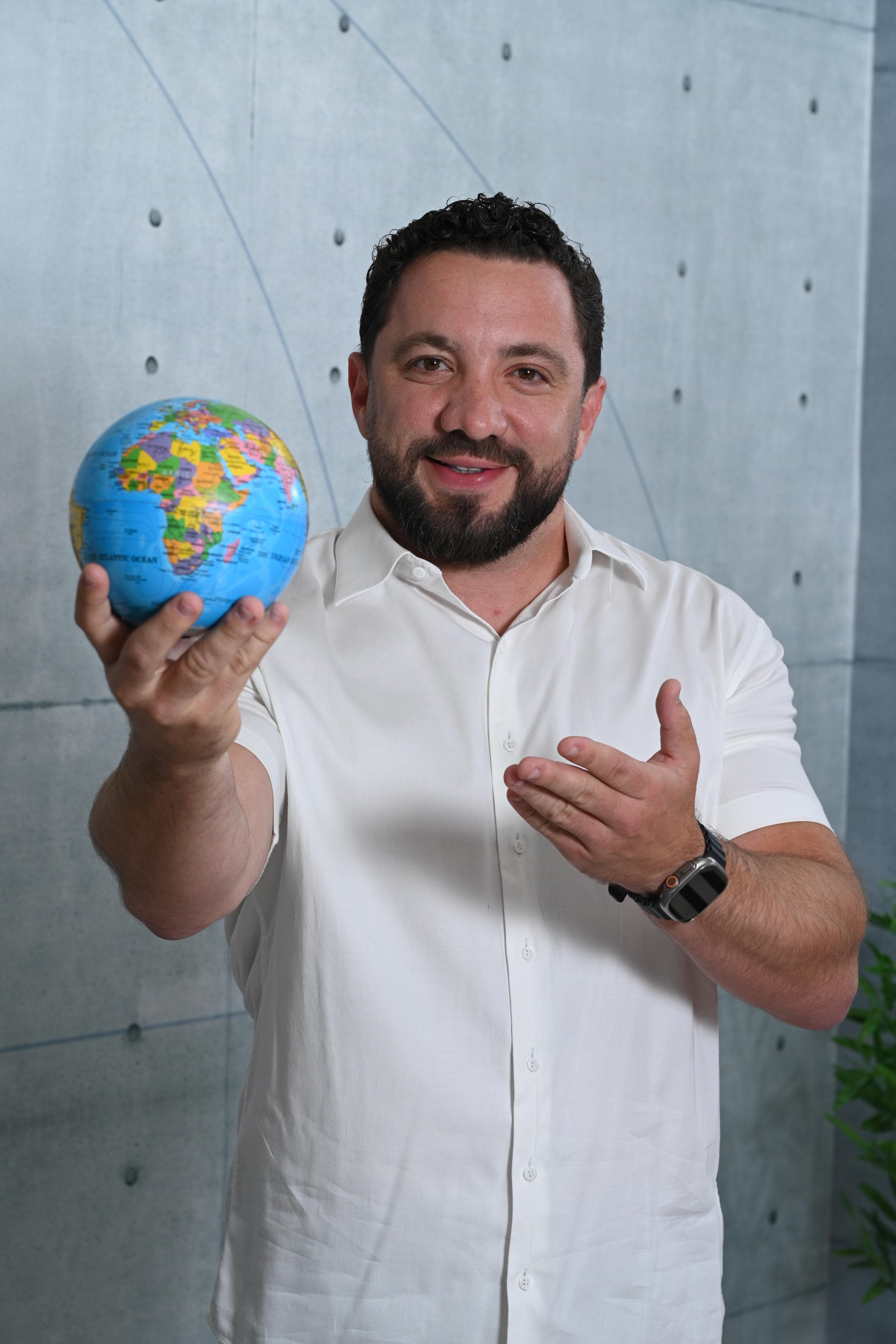 Zakaria Benzaama - CEO Fortallog